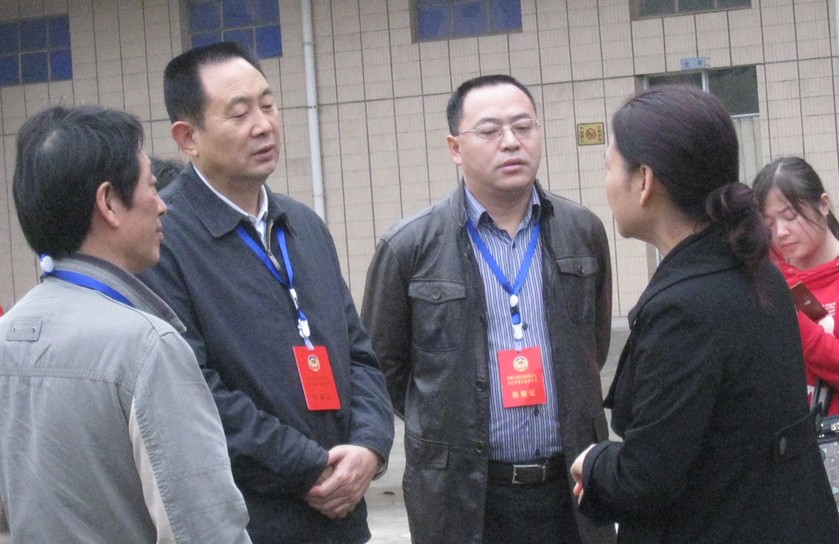 內江市政協(xié)副主席黃忠蒞臨我公司視察.jpg